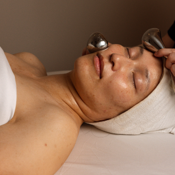 lady gets facial
